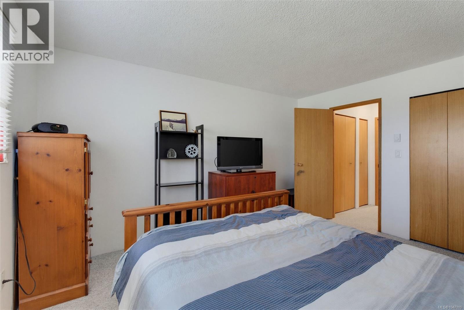 421 3255 Glasgow Avenue, Saanich