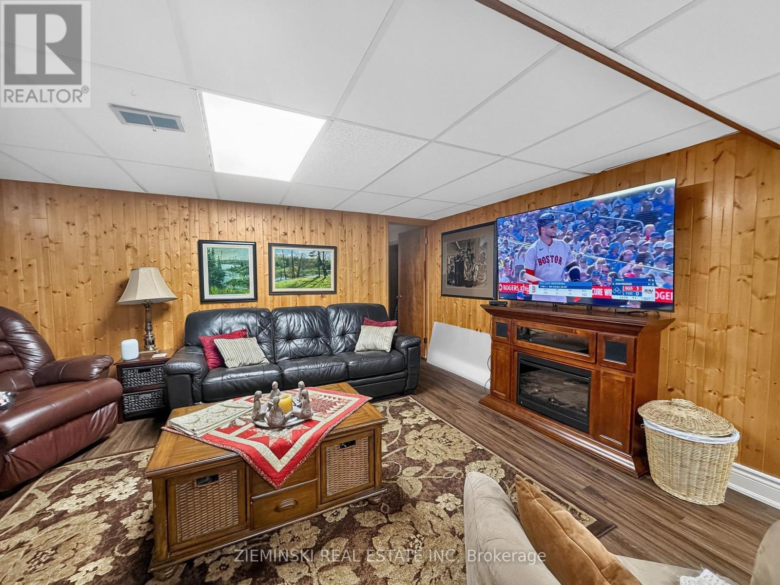 284 FOURTEENTH AVENUE - Image 17