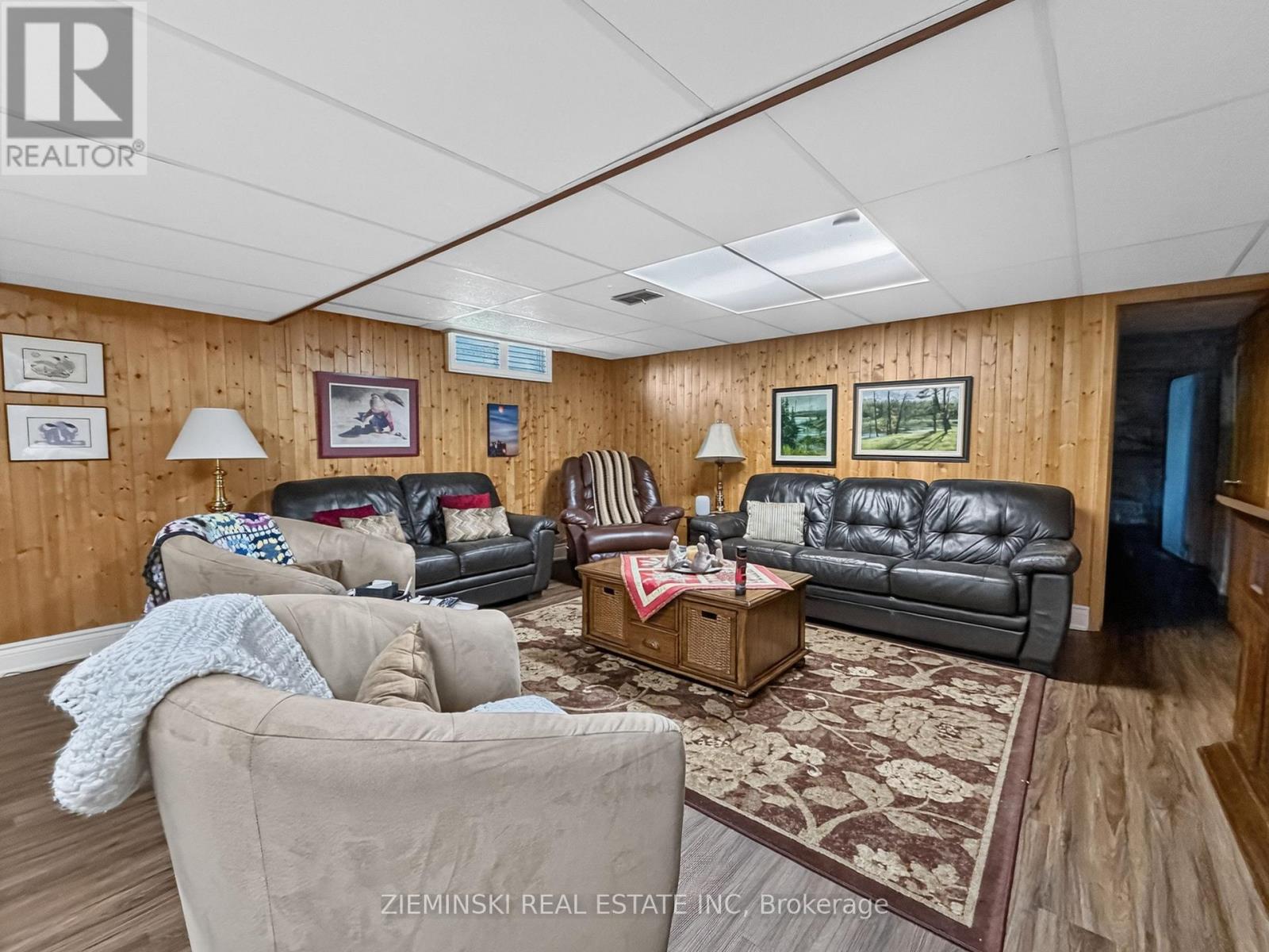 284 FOURTEENTH AVENUE - Image 18