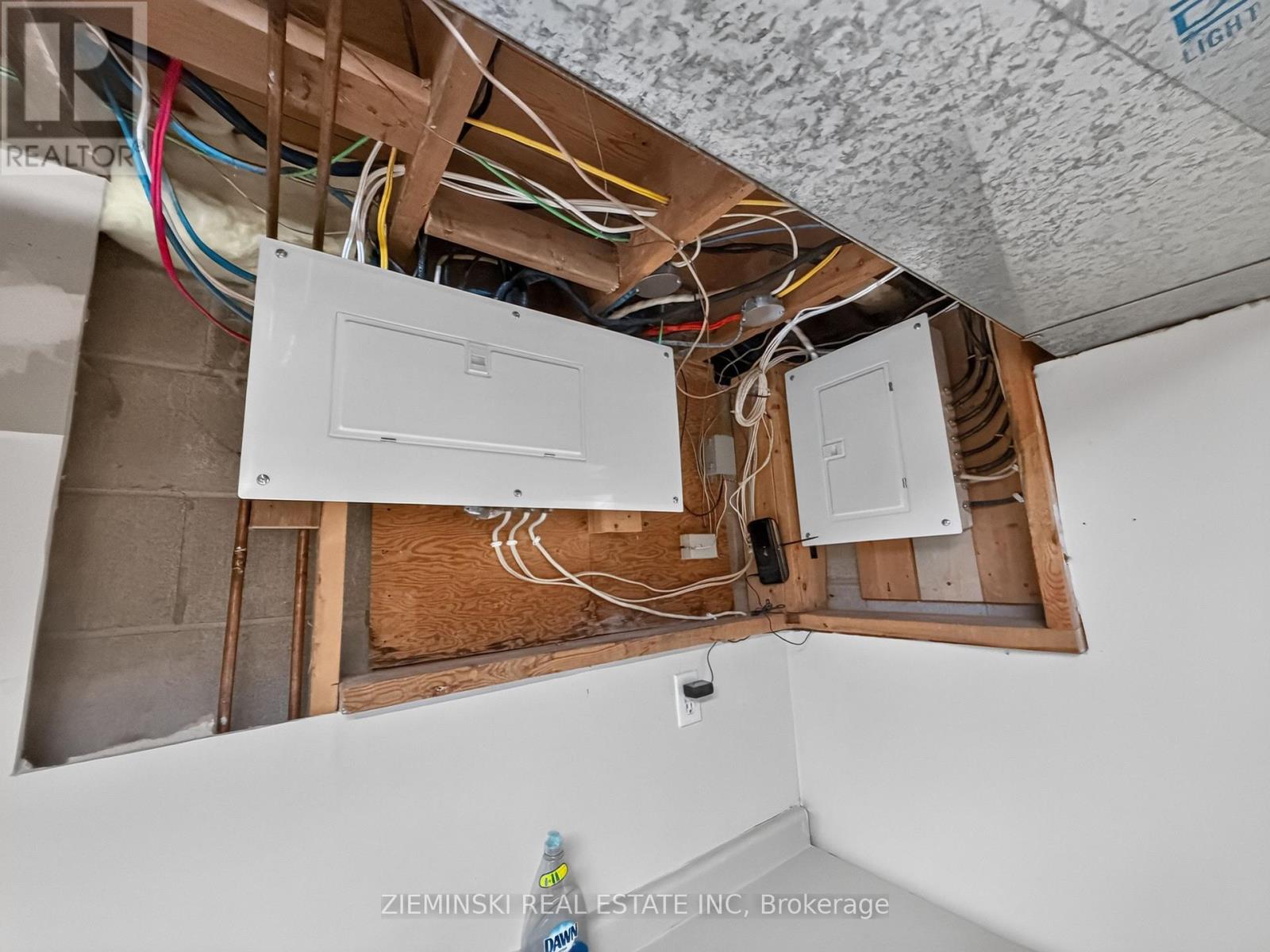 284 FOURTEENTH AVENUE - Image 25