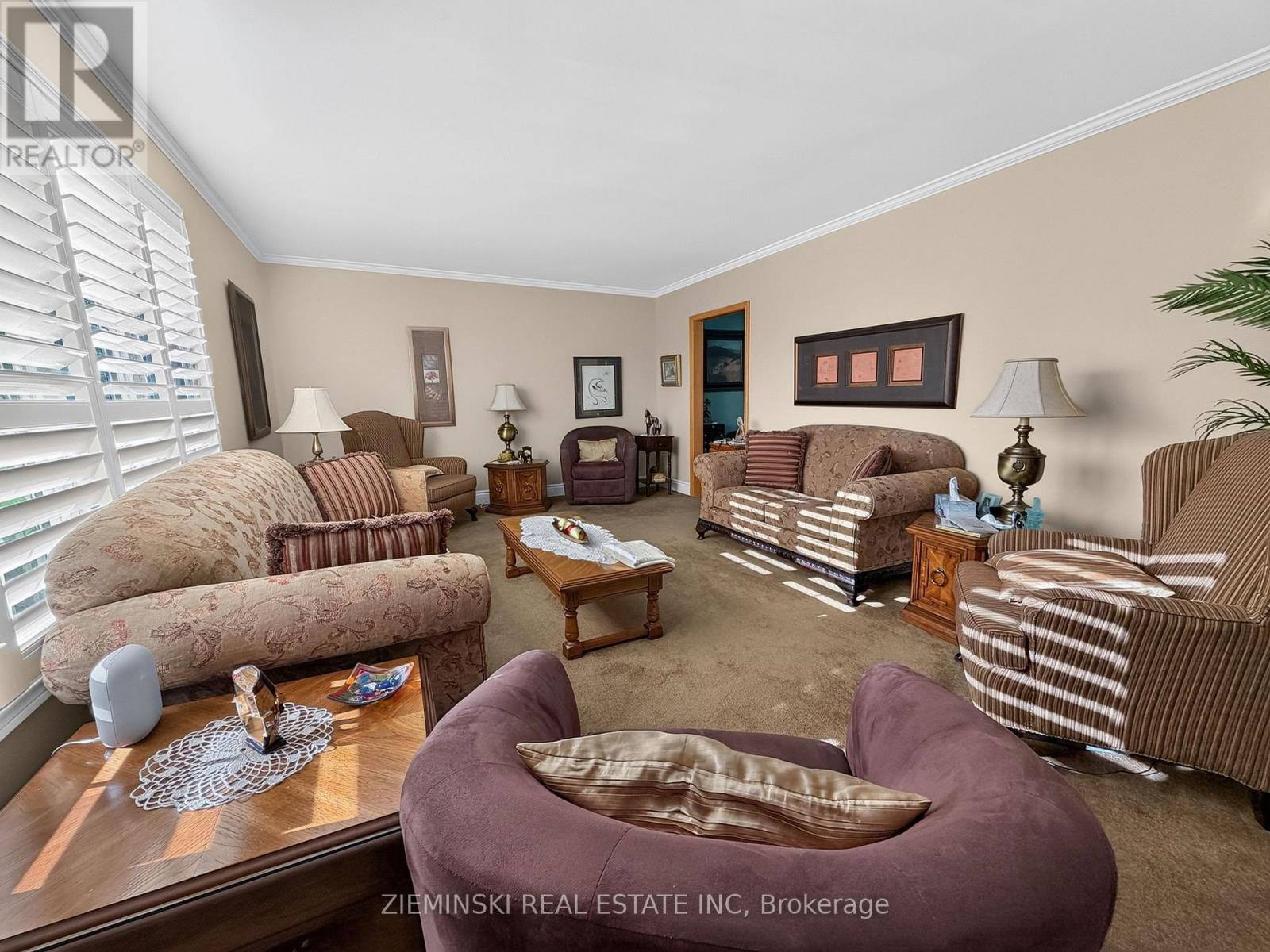 284 FOURTEENTH AVENUE - Image 5