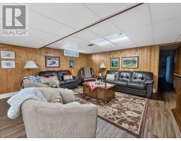 284 Fourteenth Avenue, Cochrane, ON P0L1C0 Photo 18