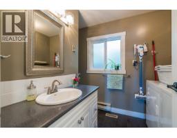52495 Guest Road, Cluculz Lake, BC V0J3A3 Photo 21