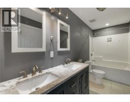 428 Raza Pl, Campbell River, BC V9W6T3 Photo 22