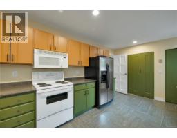 428 Raza Pl, Campbell River, BC V9W6T3 Photo 16