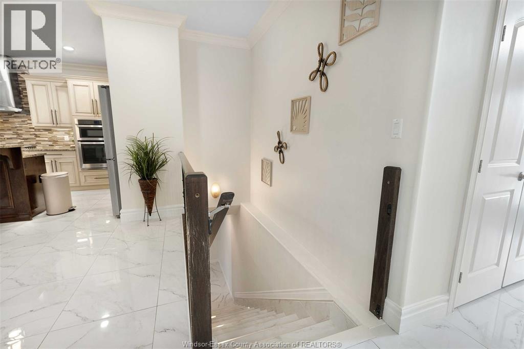 3945 ZANZIBAR CRESCENT - 28
