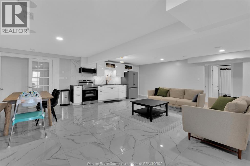 3945 ZANZIBAR CRESCENT - Image 30
