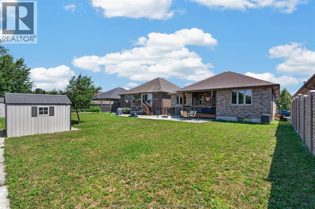 3945 ZANZIBAR CRESCENT - 40