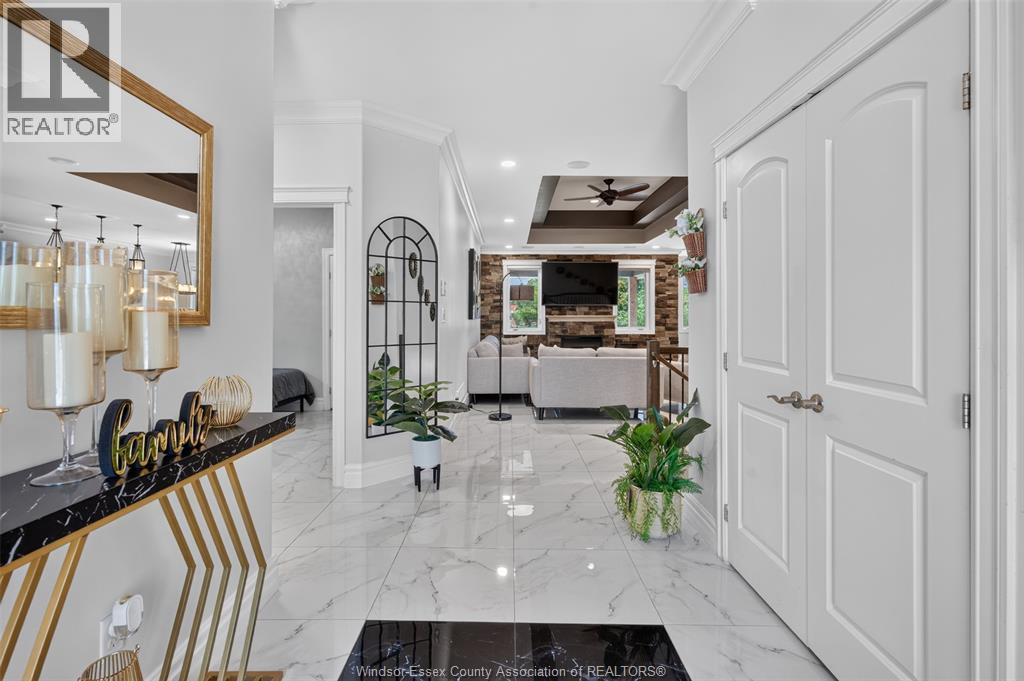 3945 ZANZIBAR CRESCENT - 7