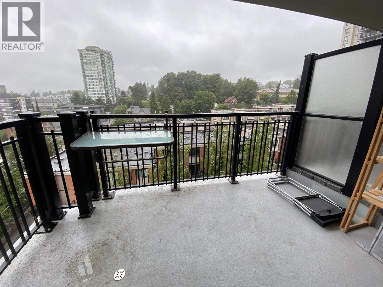 1002 833 AGNES STREET, New Westminster