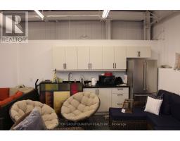 2239 Winston Park Drive, Oakville, ON L6H5R1 Photo 19