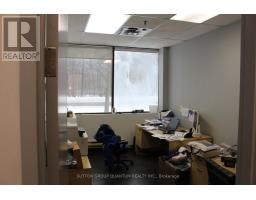 2239 Winston Park Drive, Oakville, ON L6H5R1 Photo 10