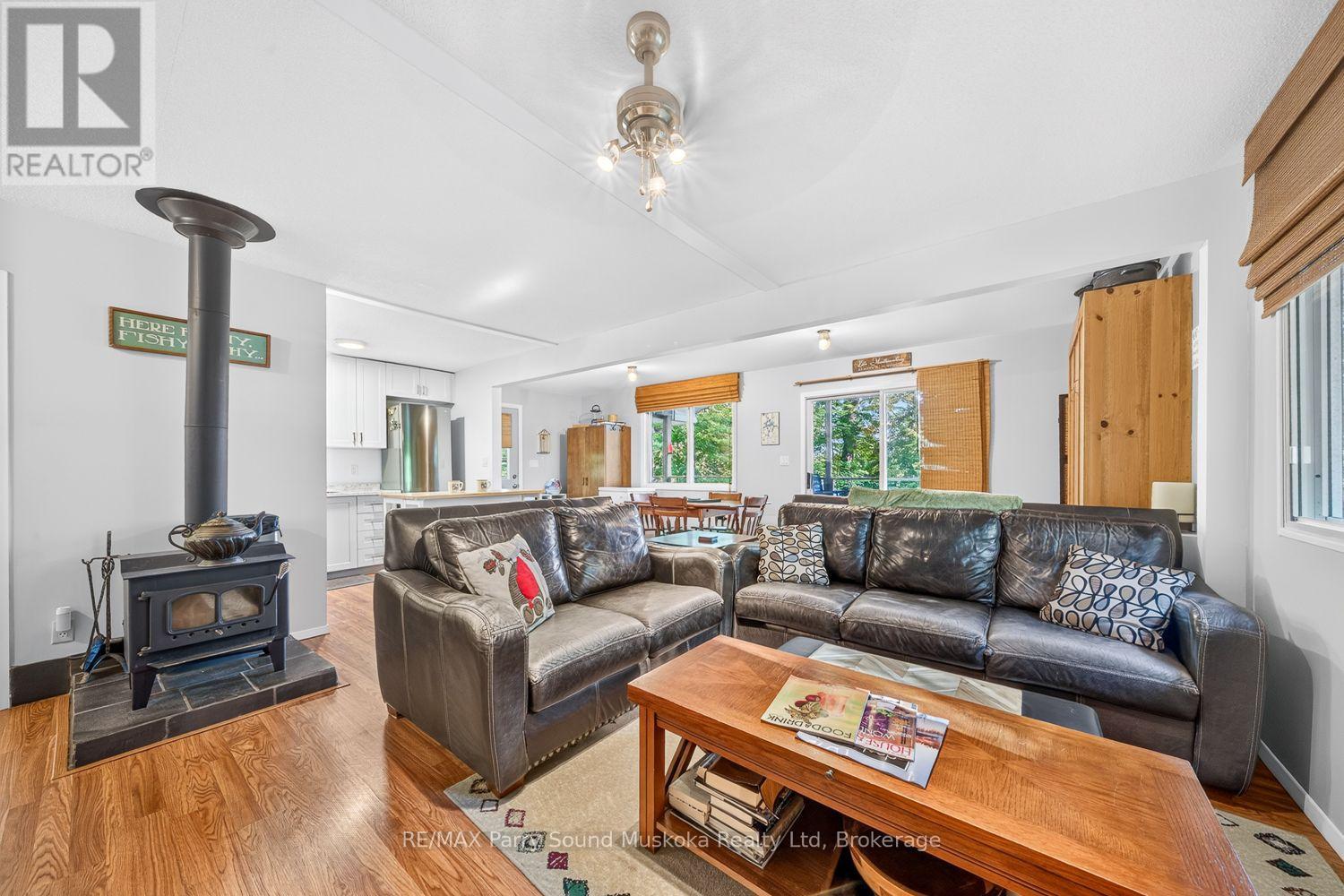 12 SILVER BIRCH CIRCLE - 20