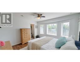 8 Breeze Place thumbnail 12