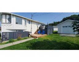 8 Breeze Place thumbnail 32