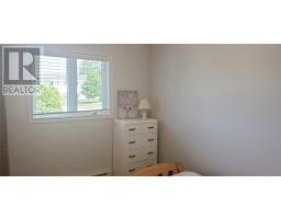 8 Breeze Place thumbnail 17