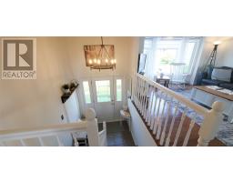 8 Breeze Place thumbnail 9