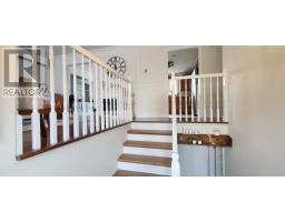 8 Breeze Place thumbnail 7