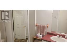 8 Breeze Place thumbnail 20