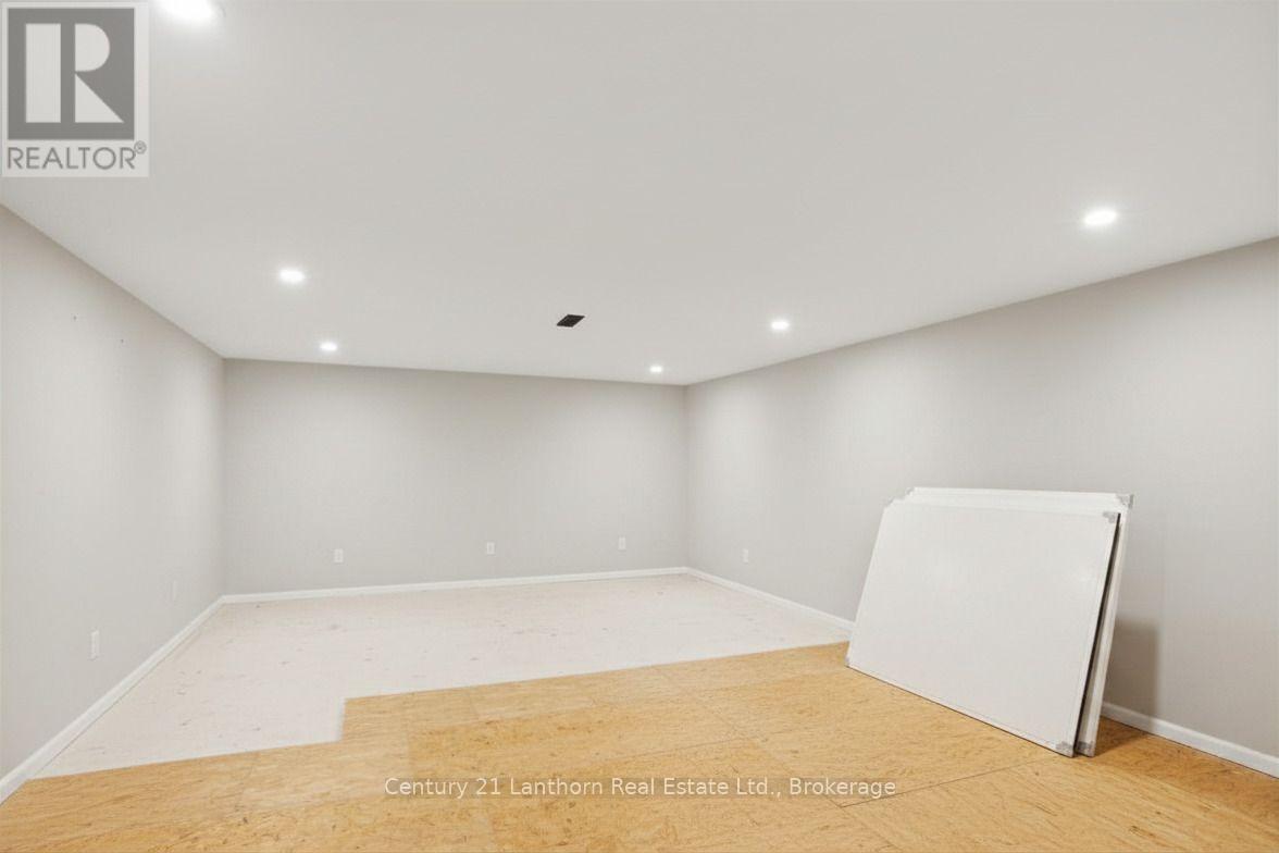 155 LAHEY ROAD - Image 12
