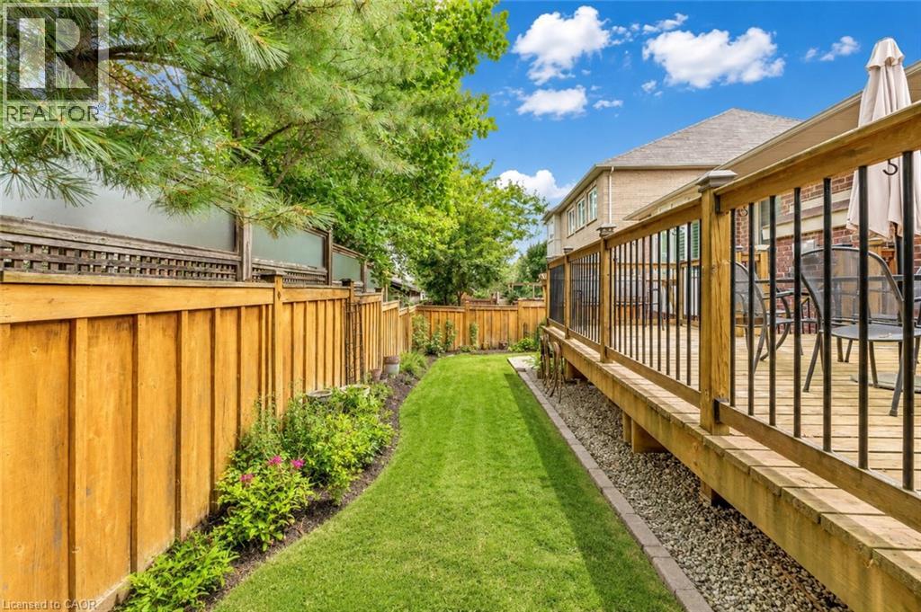 213 EDGEWATER Crescent - Image 43