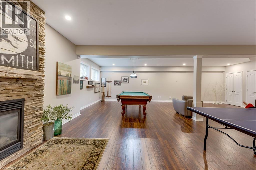 213 EDGEWATER Crescent - Image 30
