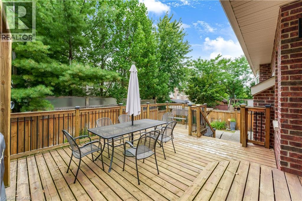 213 EDGEWATER Crescent - Image 39