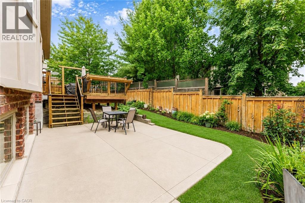 213 EDGEWATER Crescent - Image 42