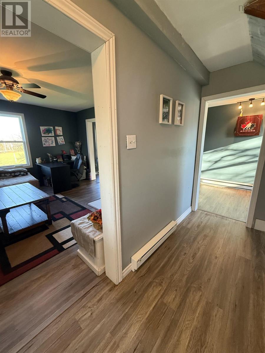 10250 Highway 4 - 18