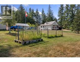 Bedroom - 6249/6259 Island Hwy S, Union Bay, BC V0R3B0 Photo 11