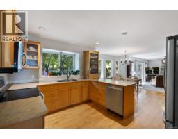 6249/6259 Island Hwy S, Union Bay, BC V0R3B0 Photo 31