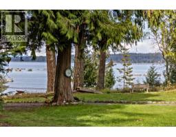 Bedroom - 6249/6259 Island Hwy S, Union Bay, BC V0R3B0 Photo 16