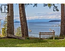 Ensuite - 6249/6259 Island Hwy S, Union Bay, BC V0R3B0 Photo 15