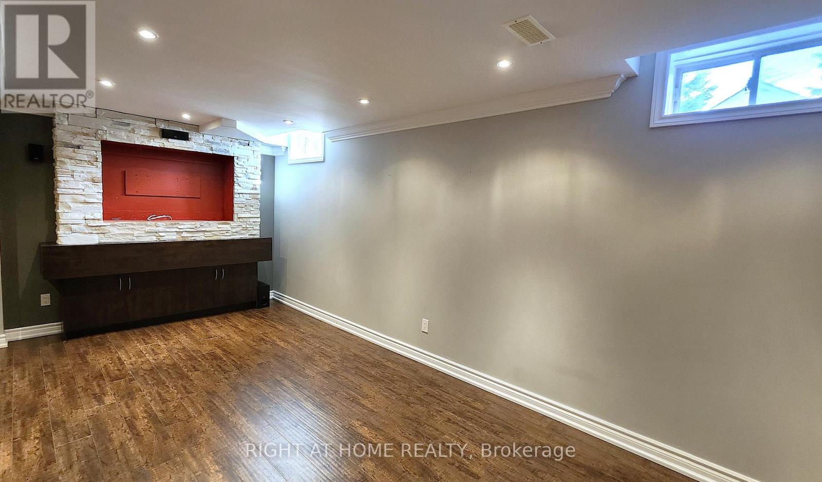 1359 KESTELL BOULEVARD - Image 28