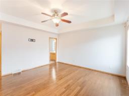 70 Tessler Bay, Winnipeg, MB R2P2Z8 Photo 15