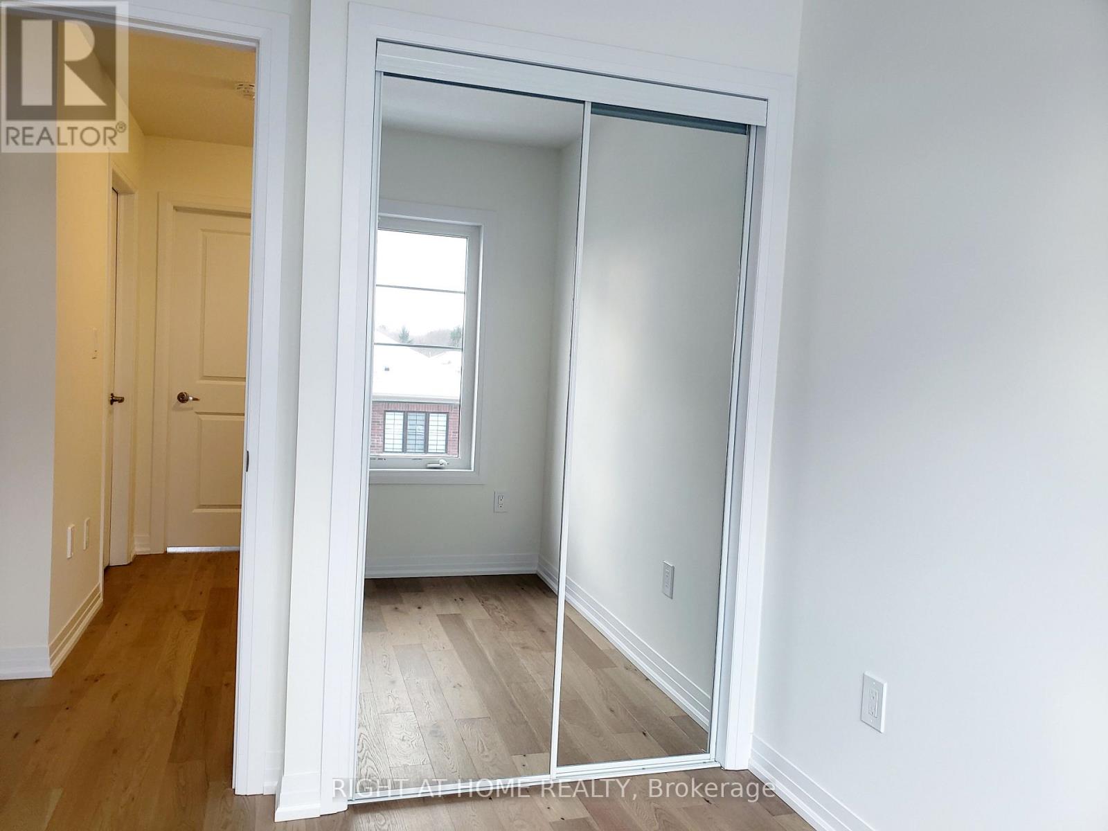 61 MELODY LANE - Image 3