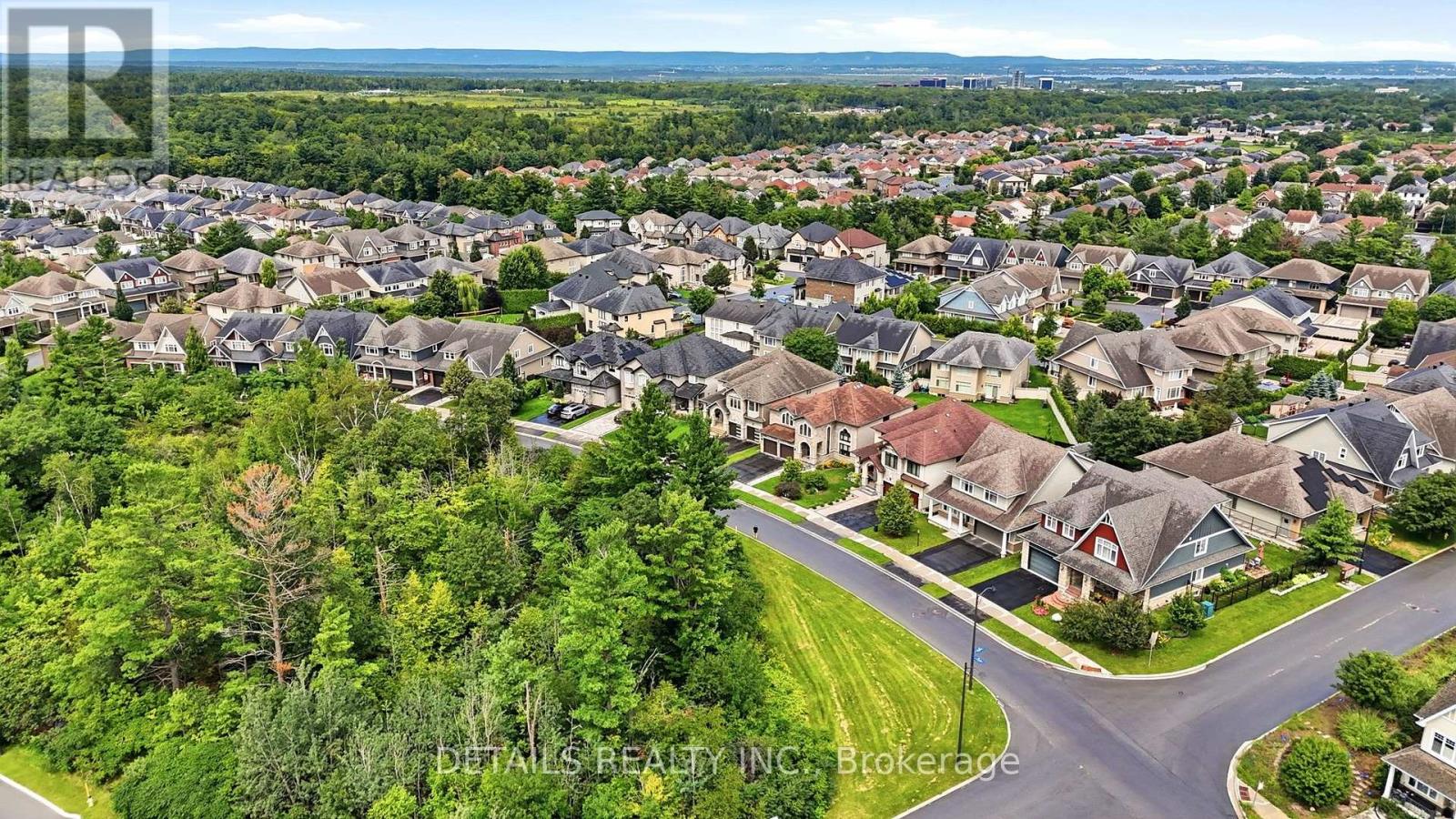 5 Bed, 5 Bath House for Sale in Ottawa – 293 HUNTSVILLE DRIVE, Ottawa – MLS# X13675814 - Image 43