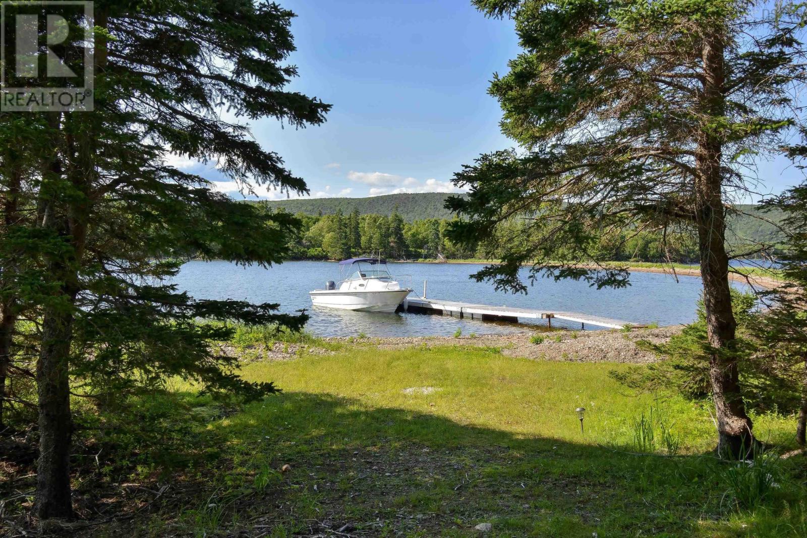 Property 44 of 50 of Cameron Island