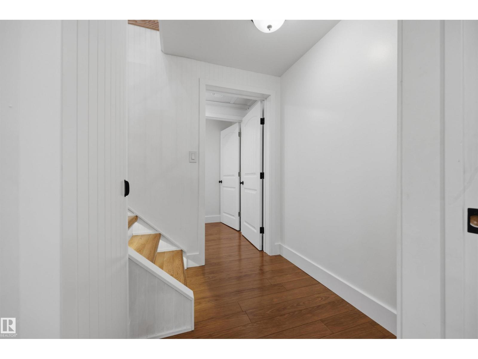 3118 89 ST NW - 33