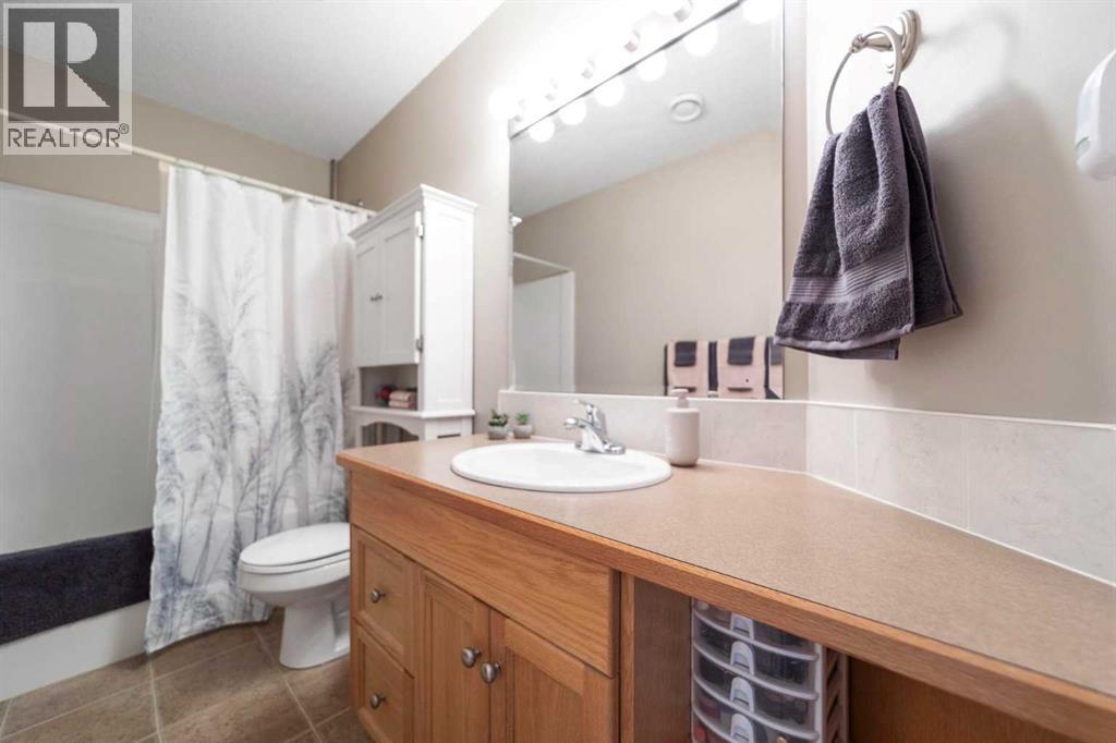 #45 4702 53 Avenue - 19