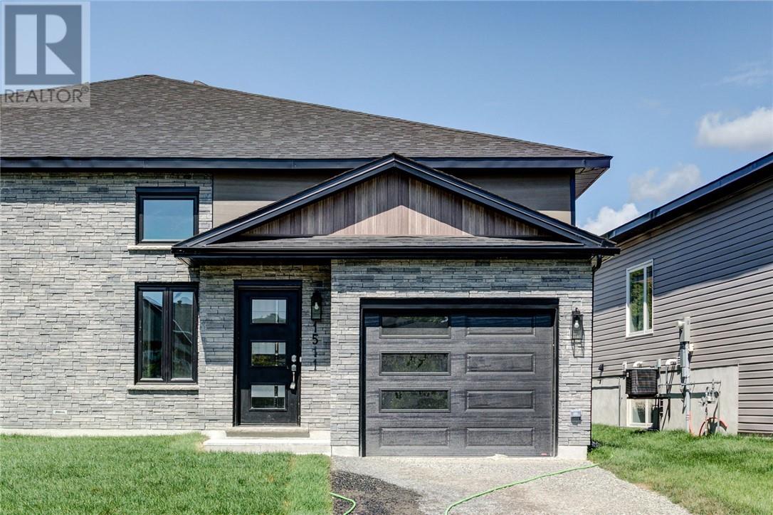 1511 Montrose - 1