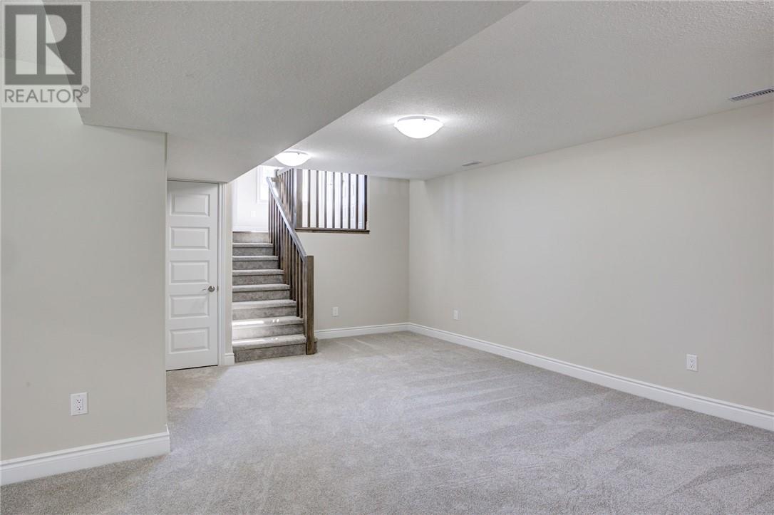 1511 Montrose - Image 26