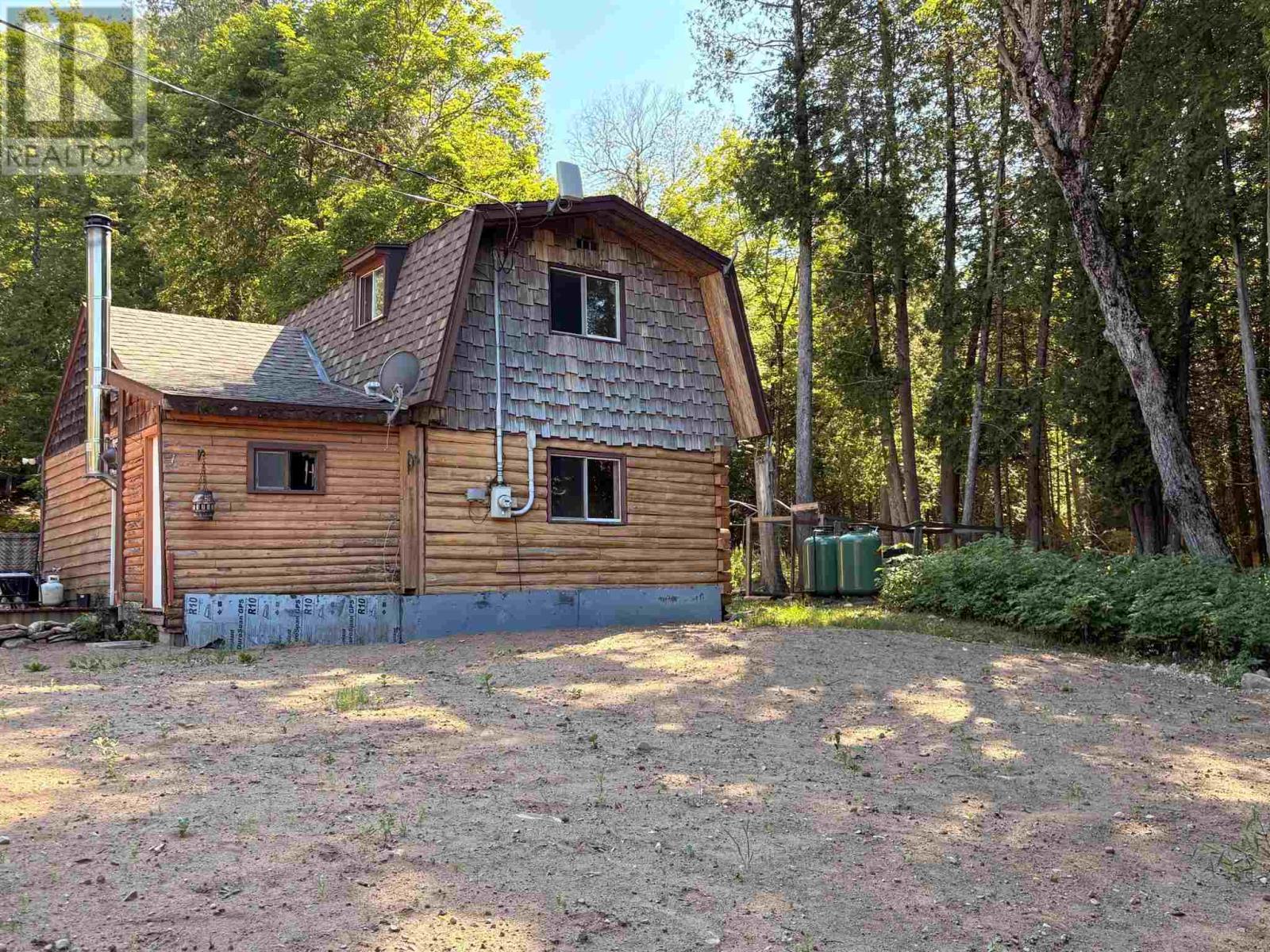 3235 Walnut ST - 3