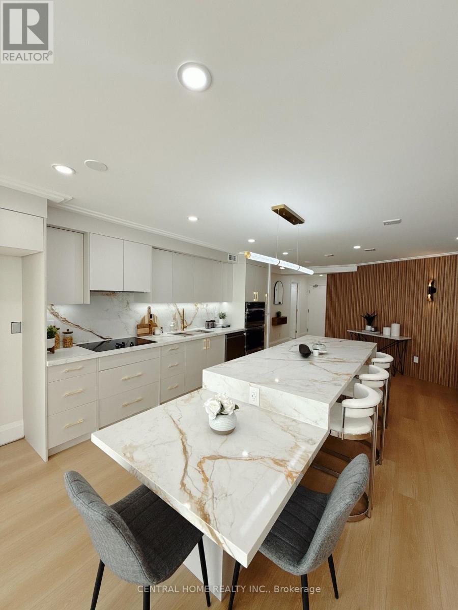 #302 85 SKYMARK DRIVE - Image 15