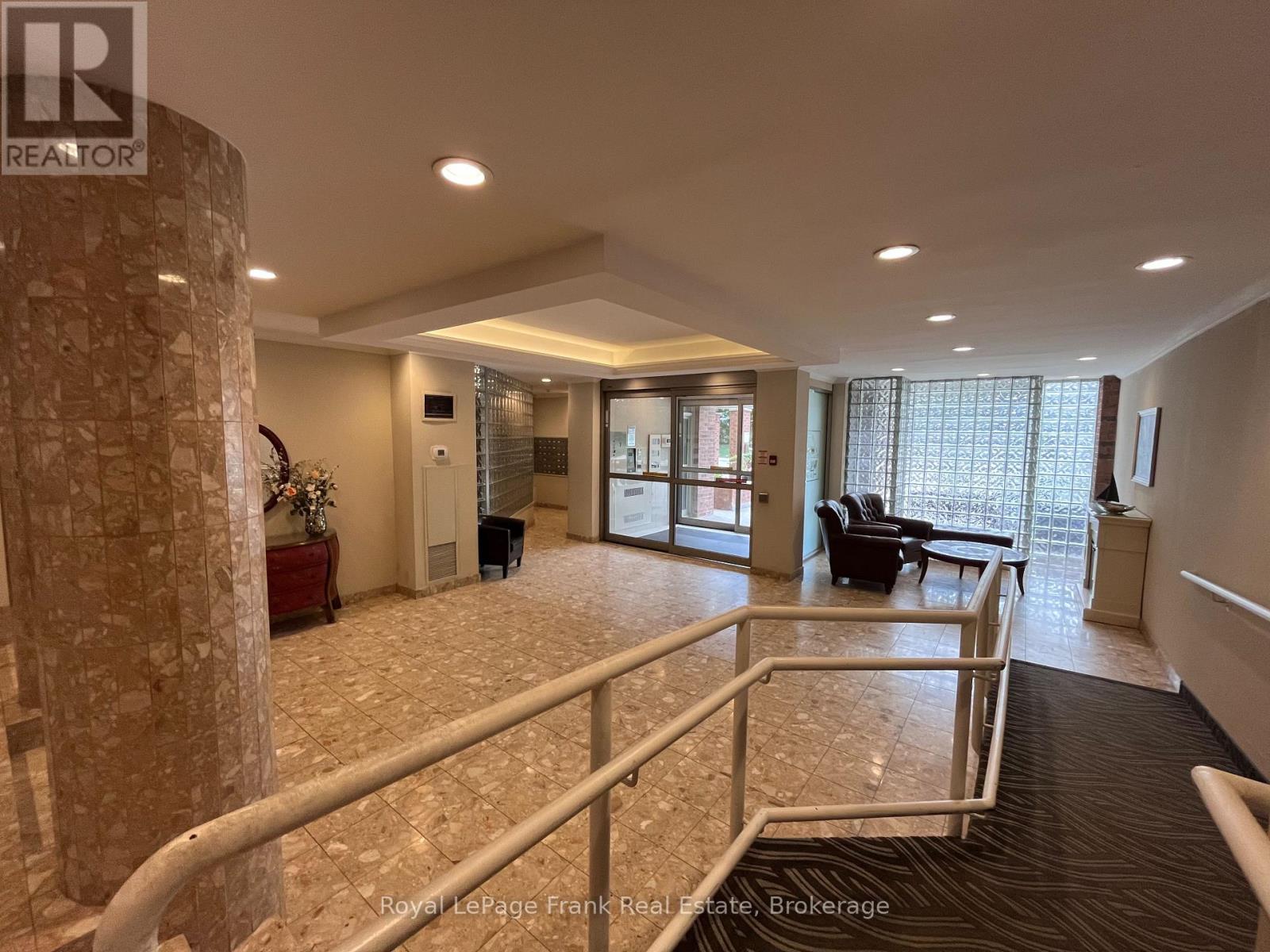 #102 1110 WALDEN CIRCLE - 10