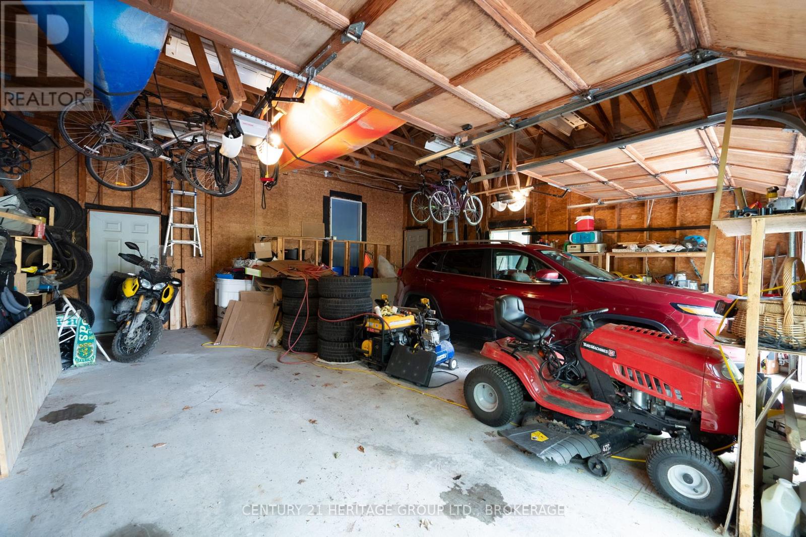 4212 PINE RIDGE DRIVE - Image 44
