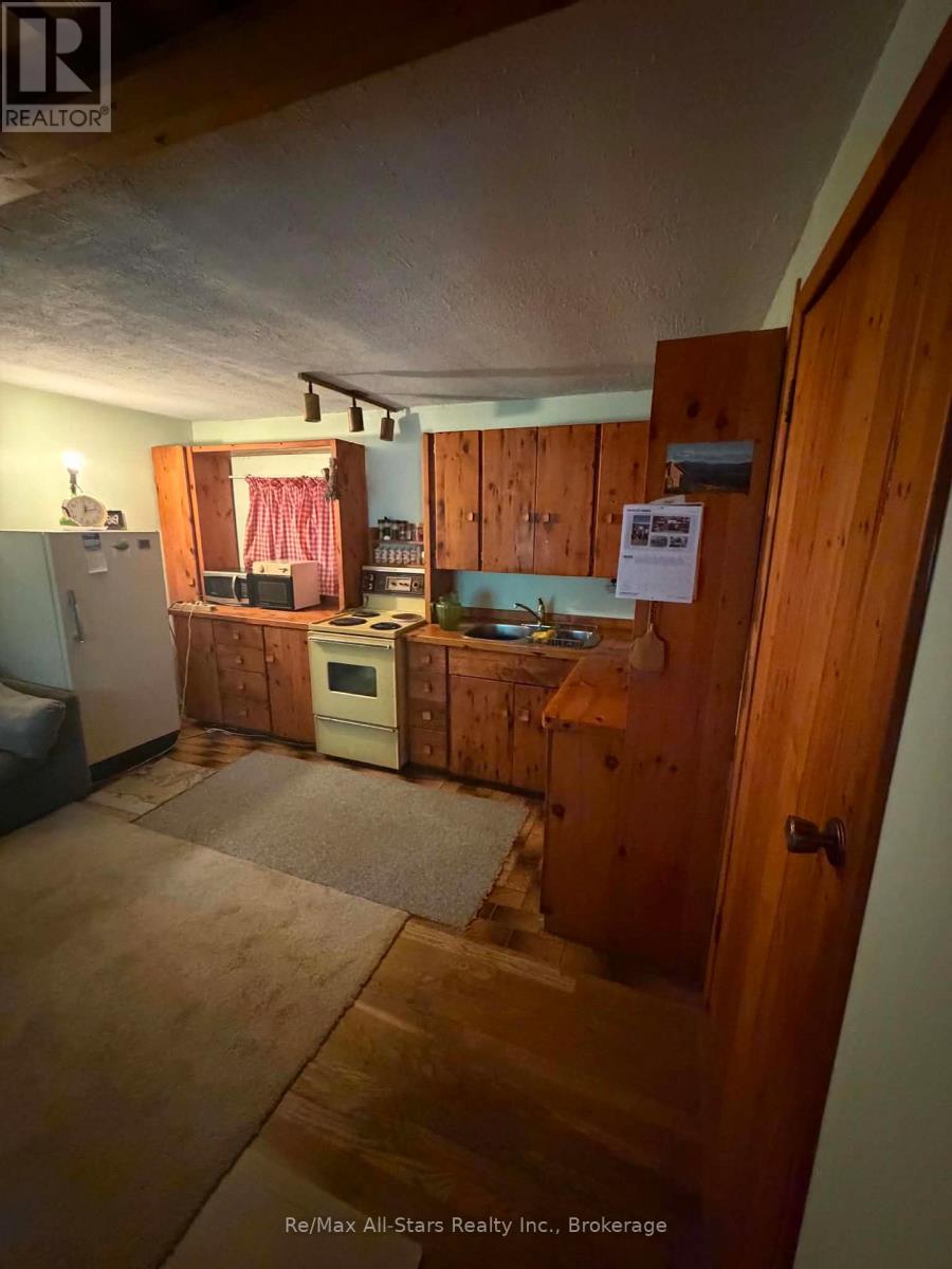 136 OAKDENE CRESCENT - Image 10