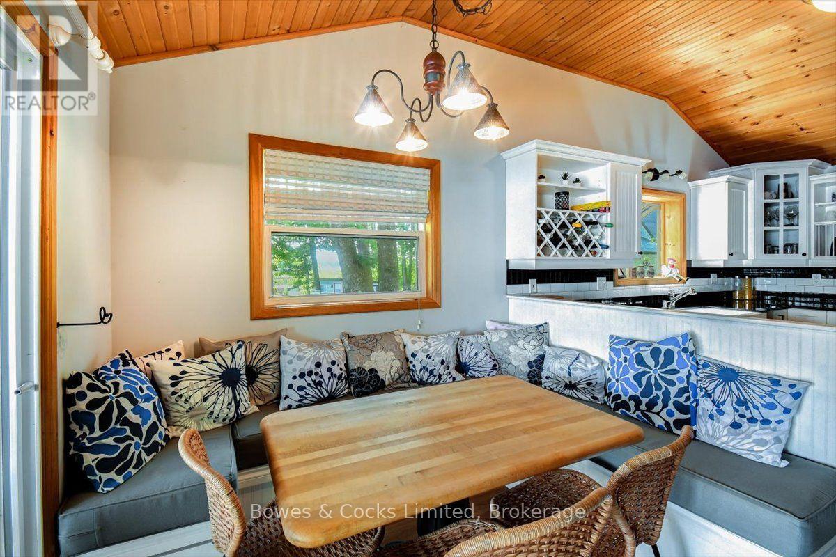 1115 COOK ROAD - 21
