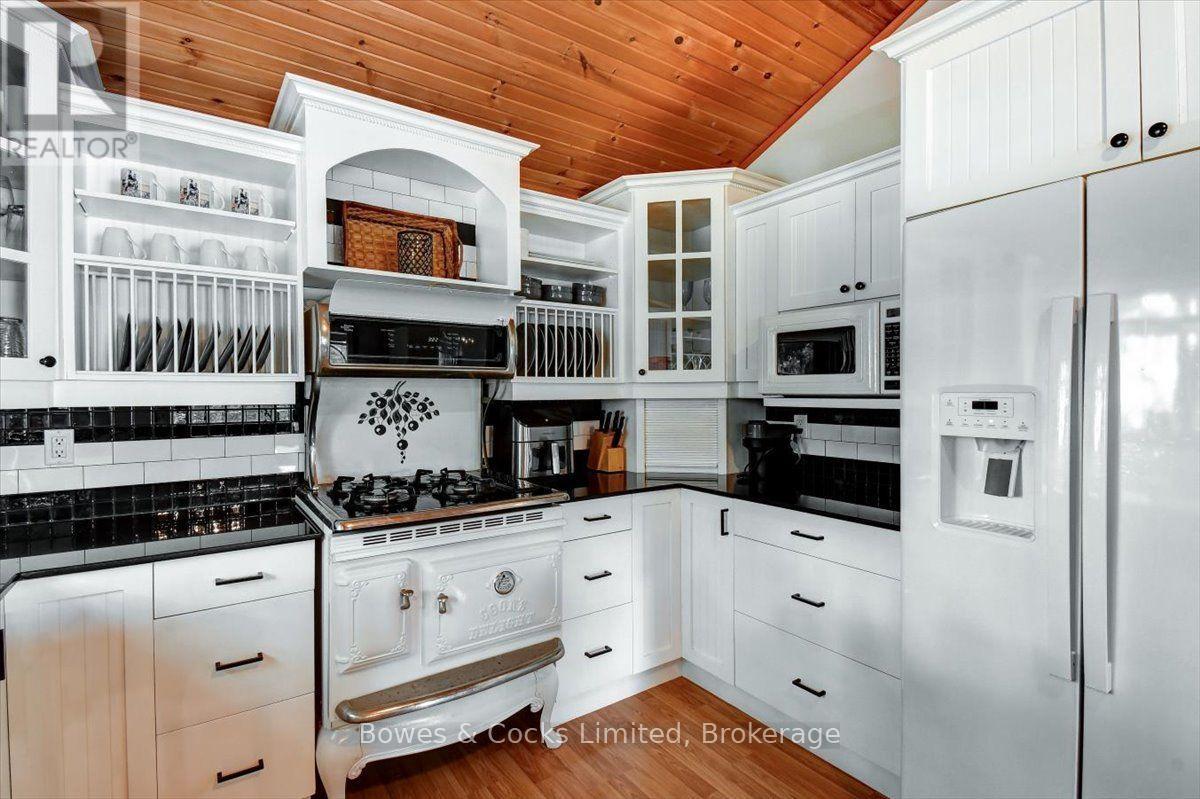 1115 COOK ROAD - 23
