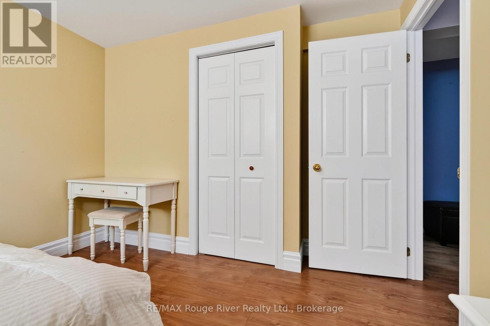 9 JANE'S COURT - Image 30